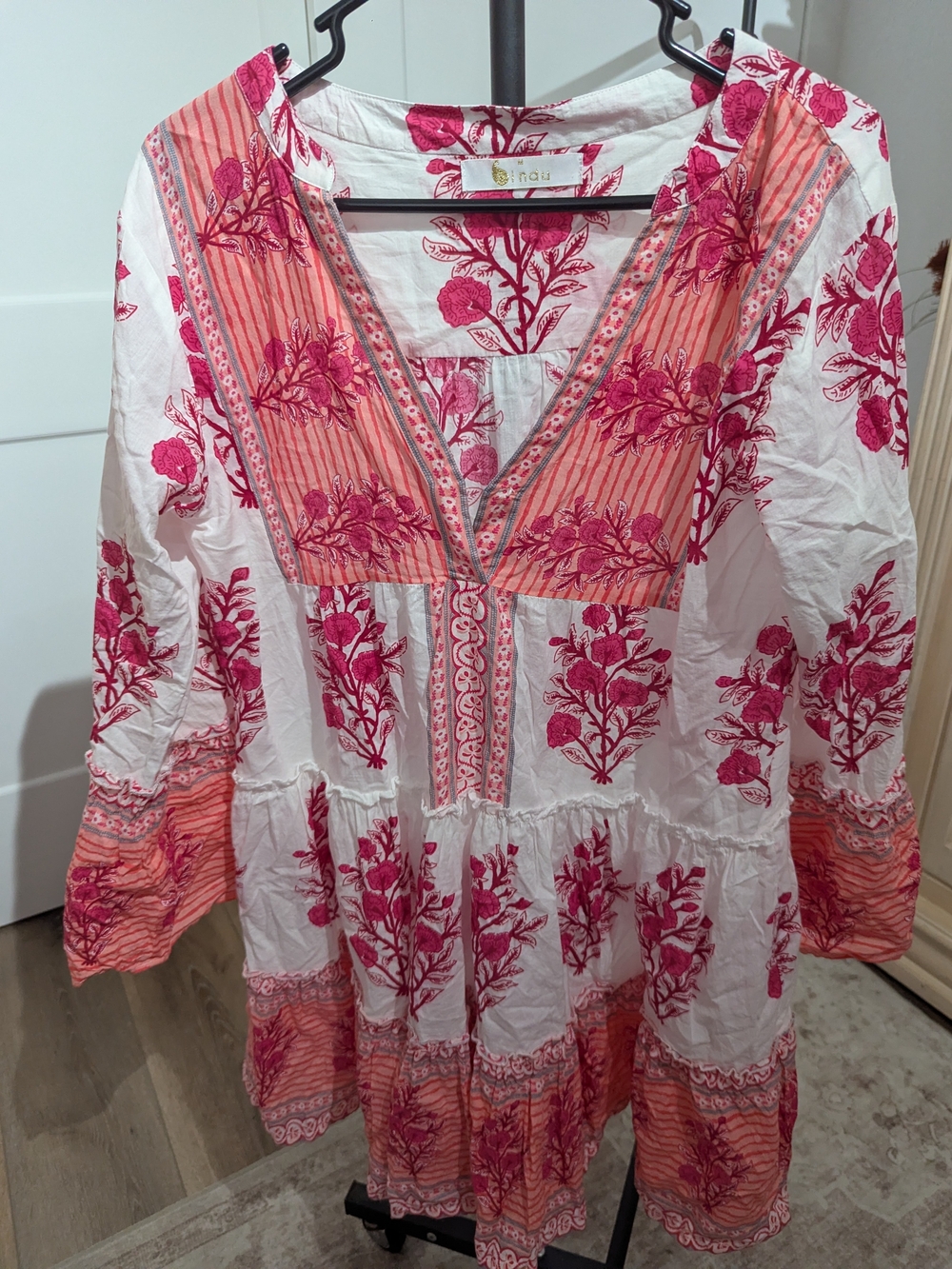 White and Fuchsia Floral V-Neck Tunic